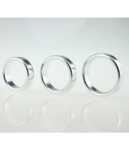 METALNI PRSTEN U SREBRNOJ BOJI